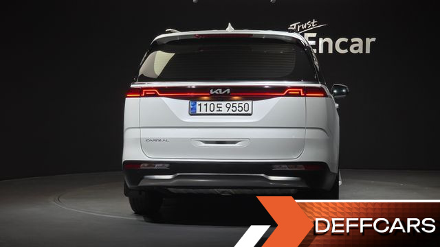 Kia CARNIVAL 9-Seater Signature купить на сайте DeffCars