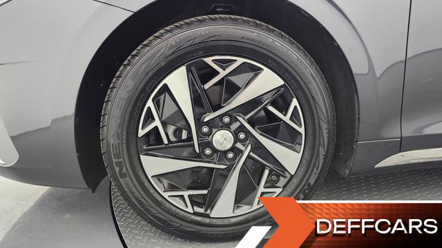 Hyundai GRANDEUR Le Blanc купить на сайте DeffCars