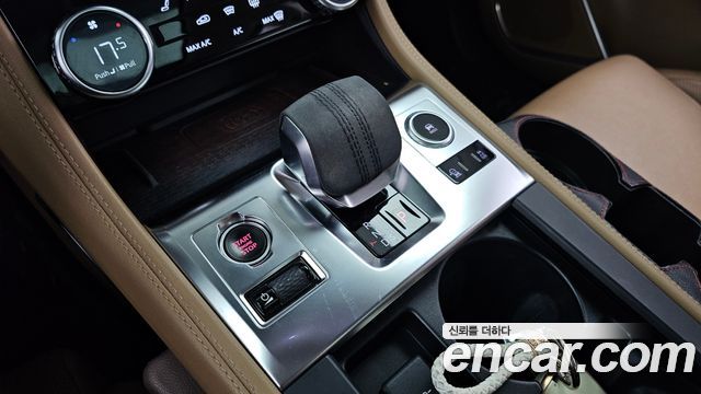 Jaguar F-PACE D200SE купить на сайте DeffCars