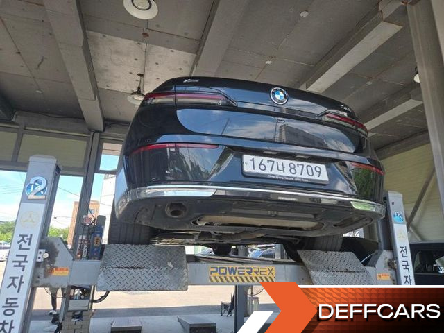 BMW 7-SERIES 740i sDrive Design Pure Excellence купить на сайте DeffCars