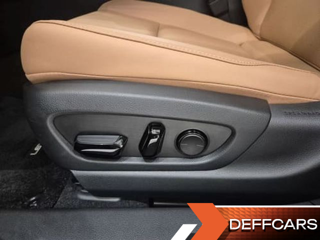 Lexus UX 2.0 2WD купить на сайте DeffCars