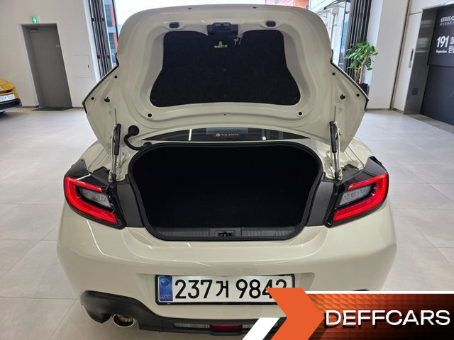 Toyota 86 2.4 Premium купить на сайте DeffCars