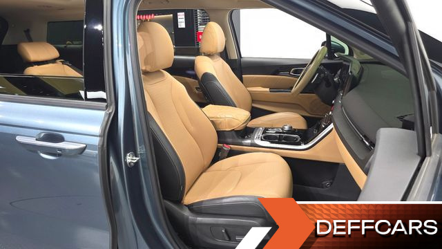 Kia CARNIVAL 7-Seater Signature купить на сайте DeffCars