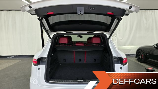 Porsche CAYENNE 3.0 купить на сайте DeffCars