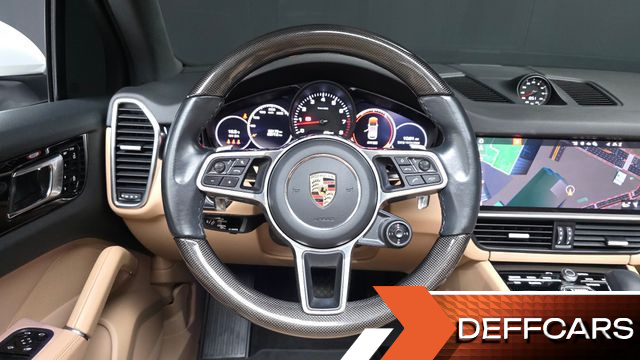 Porsche CAYENNE 3.0 купить на сайте DeffCars