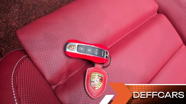 Porsche 911 Carrera 4 GTS Cabriolet купить на сайте DeffCars
