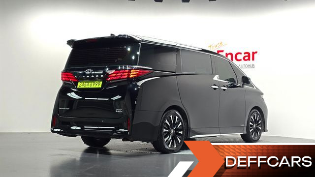 Toyota ALPHARD 2.5 HEV Executive AWD купить на сайте DeffCars