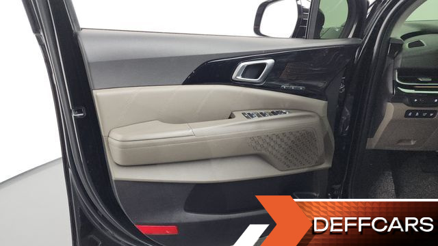 Kia CARNIVAL 9-Seater Signature купить на сайте DeffCars
