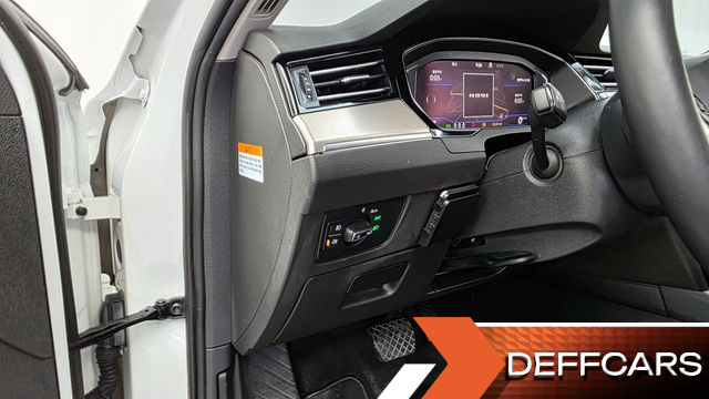 Volkswagen PASSAT 2.0 TDI Premium купить на сайте DeffCars