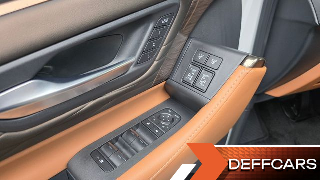 Toyota ALPHARD 2.5 HEV Executive AWD купить на сайте DeffCars