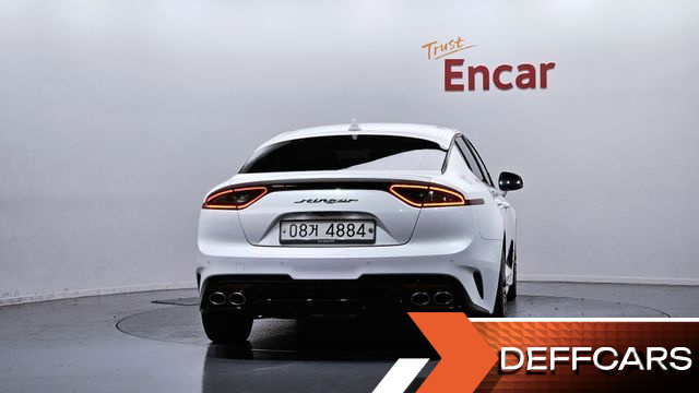 Kia STINGER 2.0 Turbo 2WD Platinum купить на сайте DeffCars