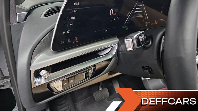 Cadillac LYRIQ Sport купить на сайте DeffCars