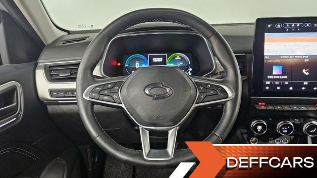 Renault-KoreaSamsung XM3 1.6 E-TECH Inspire e-shifter купить на сайте DeffCars