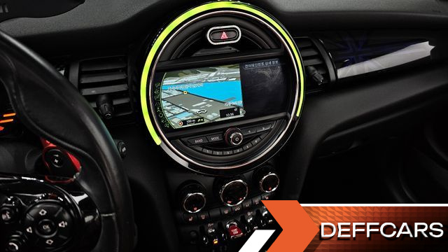 Mini COOPER CONVERTIBLE Standard 3rd купить на сайте DeffCars