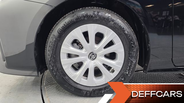 Toyota PRIUS 1.8 купить на сайте DeffCars