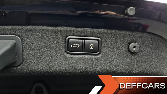 Genesis G70 2.0T Elite купить на сайте DeffCars
