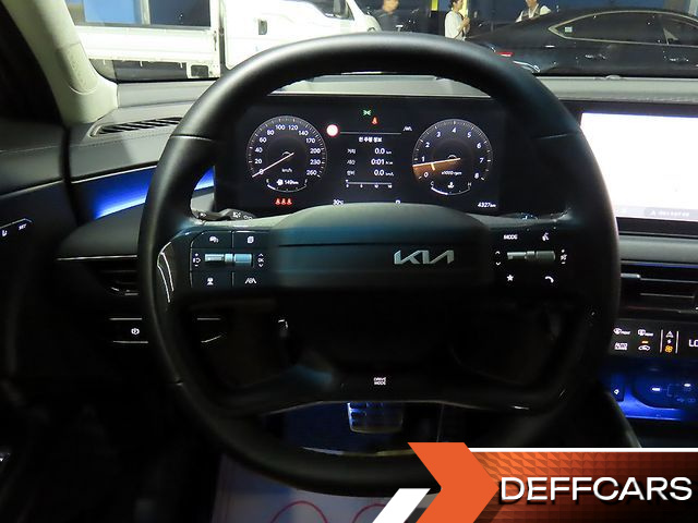 Kia K8 2.5 Gasoline 2WD Signature купить на сайте DeffCars