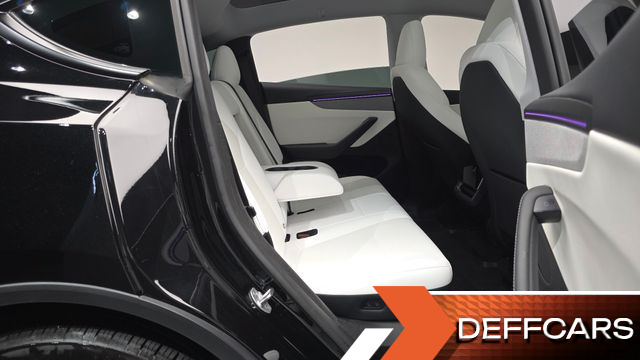 Tesla MODEL Y Long Range AWD купить на сайте DeffCars