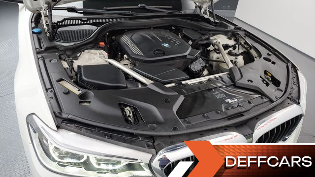 BMW 5-SERIES 520d xDrive M Sport Package Plus купить на сайте DeffCars