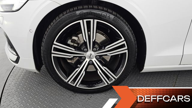 Volvo S60 T5 Inscroption купить на сайте DeffCars