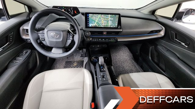 Toyota PRIUS 2.0 XLE купить на сайте DeffCars