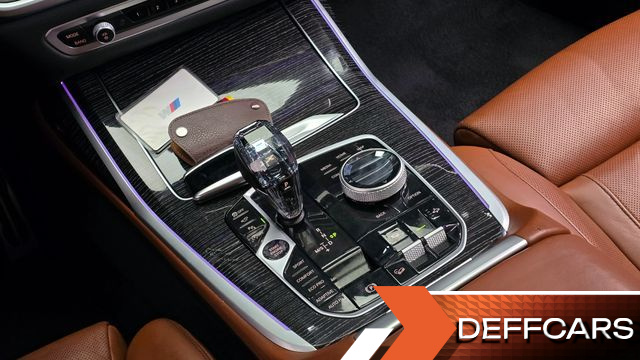 BMW X7 xDrive 40i M Sport 6STR купить на сайте DeffCars