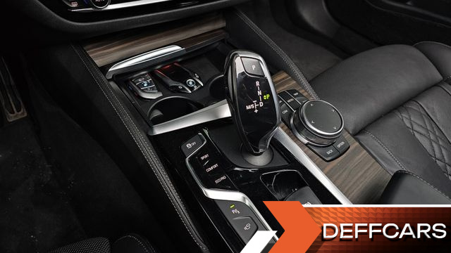BMW 5-SERIES 520d M Sport Package Plus купить на сайте DeffCars
