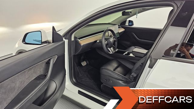 Tesla MODEL Y Long Range AWD купить на сайте DeffCars
