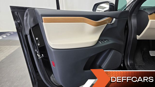 Tesla MODEL X Performance купить на сайте DeffCars