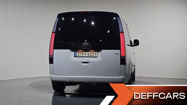 Hyundai STARIA 4WD Lounge 7-Seater Inspiration купить на сайте DeffCars
