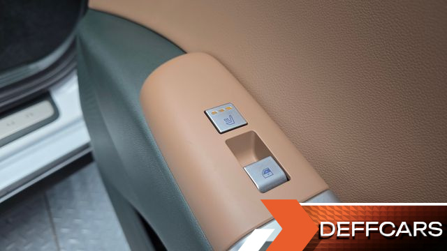 Hyundai GRANDEUR Premium купить на сайте DeffCars