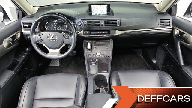 Lexus CT200H 1.8 Supreme ZWA10 купить на сайте DeffCars