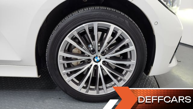 BMW 3-SERIES 330e Luxury купить на сайте DeffCars