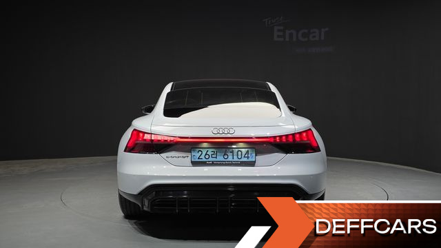 Audi E-TRON GT GT quattro Premium купить на сайте DeffCars