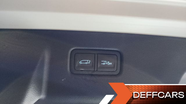 Hyundai STARIA Lounge 9-Seater Prestige купить на сайте DeffCars
