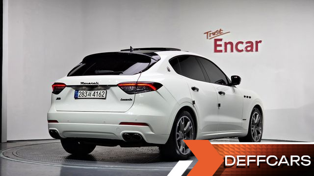 Maserati LEVANTE 3.0 AWD GranLusso купить на сайте DeffCars