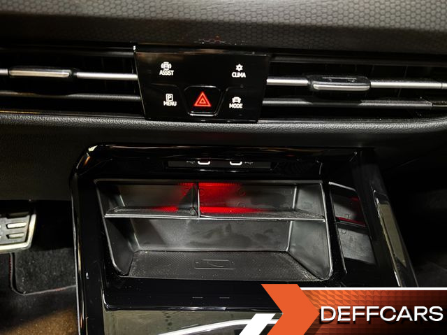 Volkswagen GOLF 2.0 GTI купить на сайте DeffCars