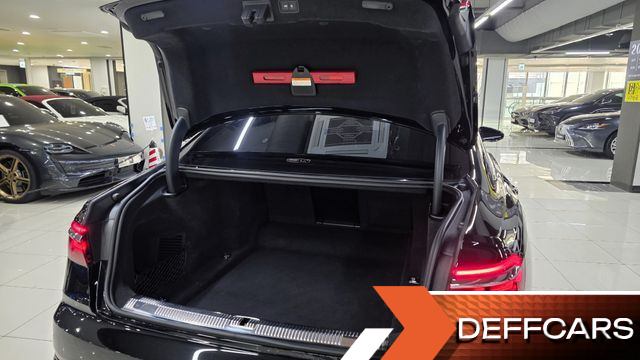 Audi A8 55 TFSI Quattro LWB купить на сайте DeffCars