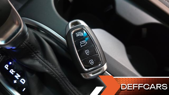 Hyundai SANTAFE Diesel 2,0 4WD Prestige купить на сайте DeffCars