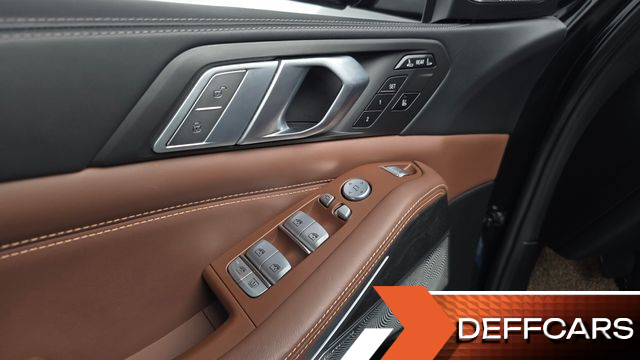 BMW X7 xDrive 40i Design Pure Excellence 7-Seater купить на сайте DeffCars