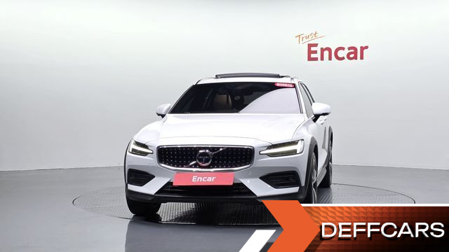 Volvo V60 T5 Pro AWD купить на сайте DeffCars