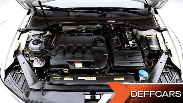 Volkswagen PASSAT 2.0 TDI Premium купить на сайте DeffCars