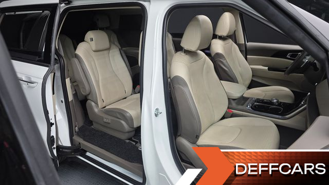 Kia CARNIVAL Gasoline 9-Seater Signature купить на сайте DeffCars