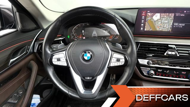 BMW 5-SERIES 530i Luxury купить на сайте DeffCars