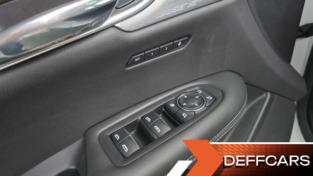 Cadillac XT6 3.6 Sport купить на сайте DeffCars