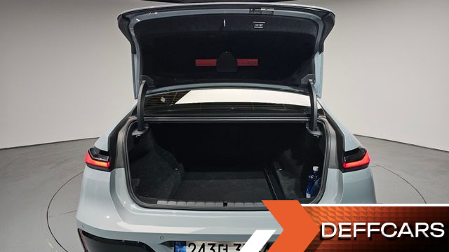 BMW 7-SERIES 740i sDrive M Sport купить на сайте DeffCars