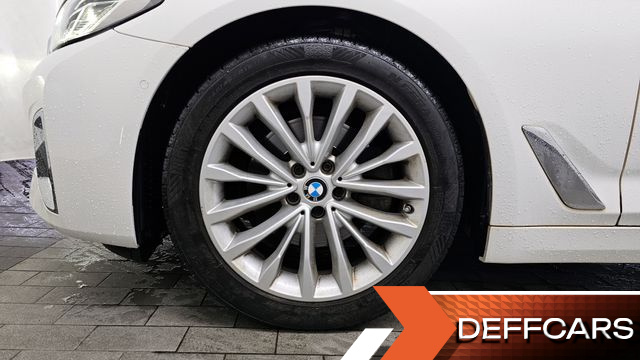 BMW 5-SERIES 520i Luxury купить на сайте DeffCars
