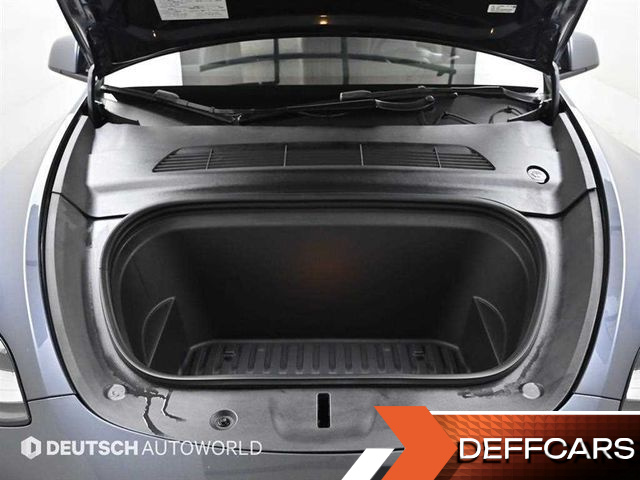 Tesla MODEL Y Long Range купить на сайте DeffCars