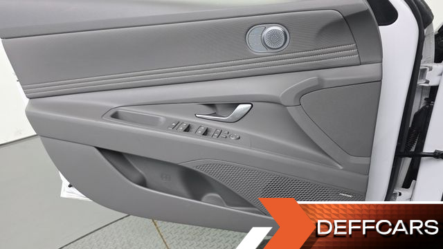 Hyundai AVANTE 1.6 Inspiration купить на сайте DeffCars