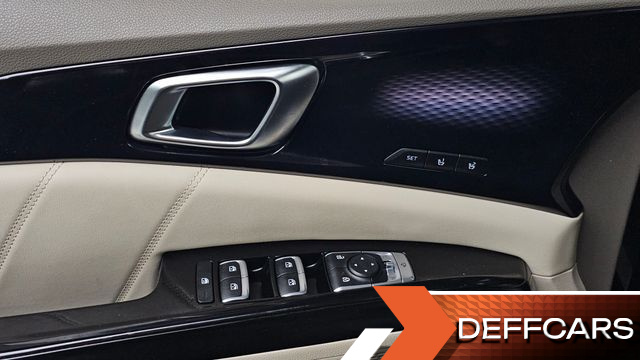 Kia CARNIVAL Gasoline 9-Seater Hi-Limousine Signature купить на сайте DeffCars